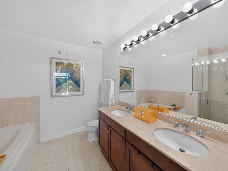 1235 S Prairie Avenue Chicago IL 60605