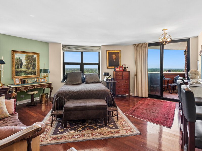3660 N Lake Shore Drive Chicago IL 60613
