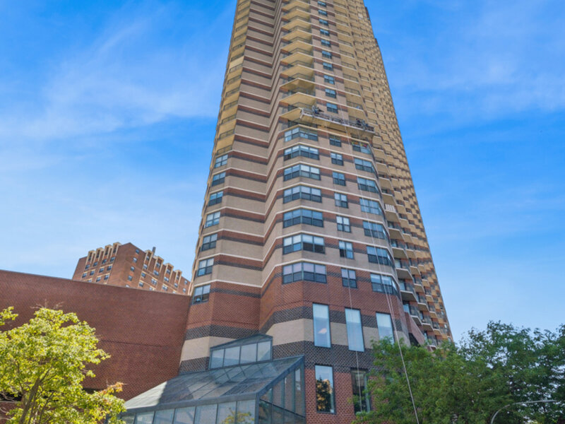 3660 N Lake Shore Drive Chicago IL 60613