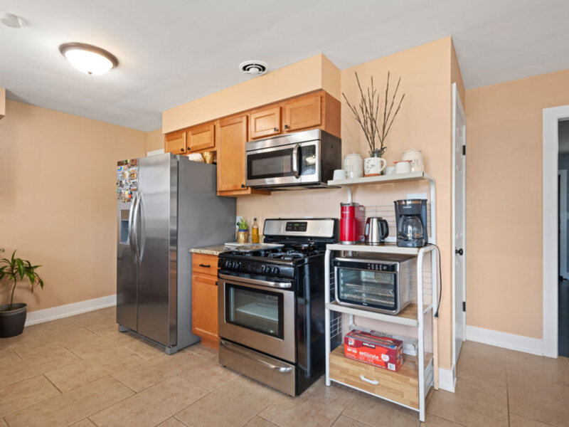 251 W 10th Street Chicago Heights IL 60411