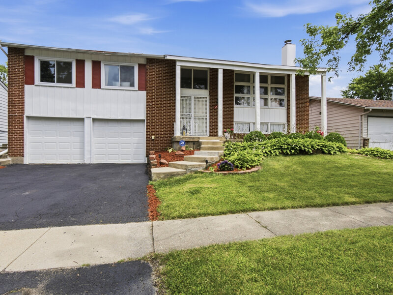 17731 Arlington Drive Country Club Hills IL 60478