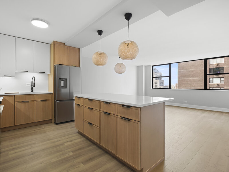 6301 N Sheridan Road Chicago IL 60660