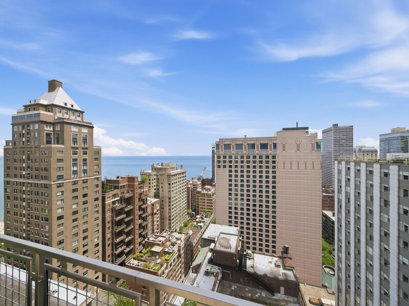 159 E Walton Place Chicago IL 60611