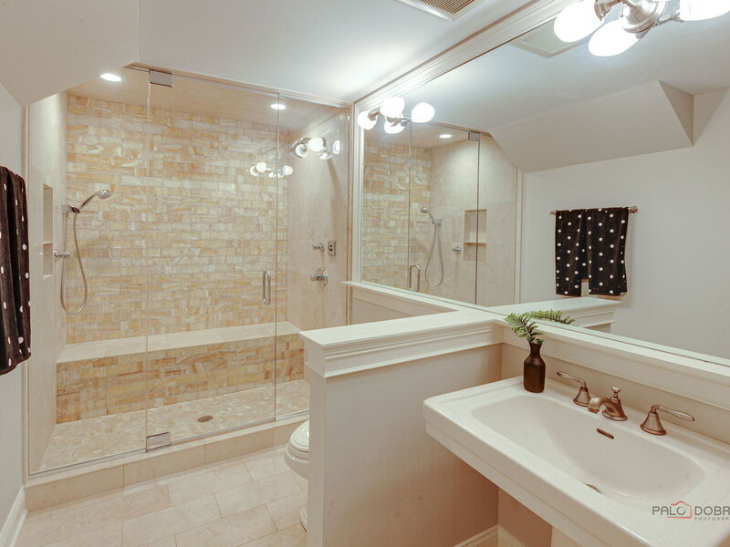 30 S Sheridan Road Lake Forest IL 60045