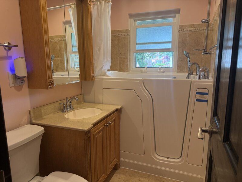 12448 S Elizabeth Street Calumet Park IL 60827