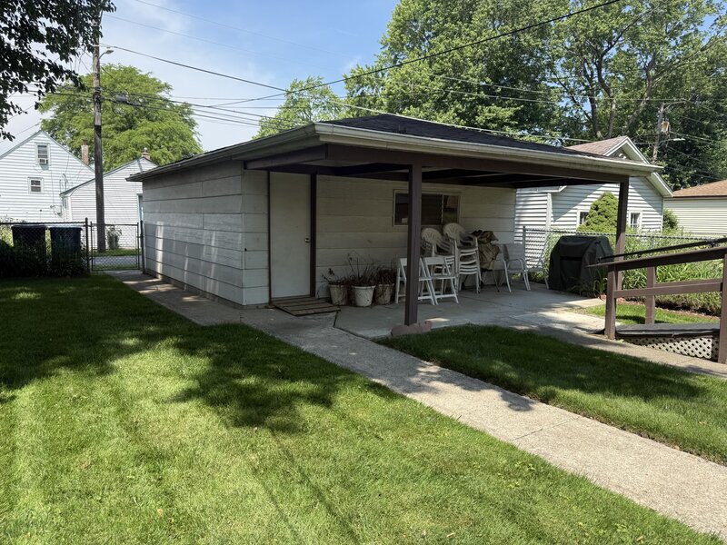 12448 S Elizabeth Street Calumet Park IL 60827