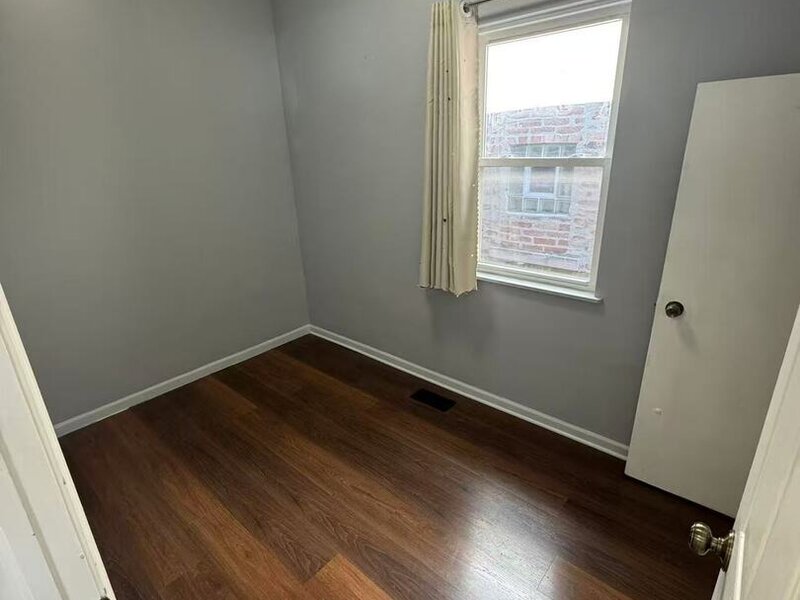3538 S Honore Street Chicago IL 60609