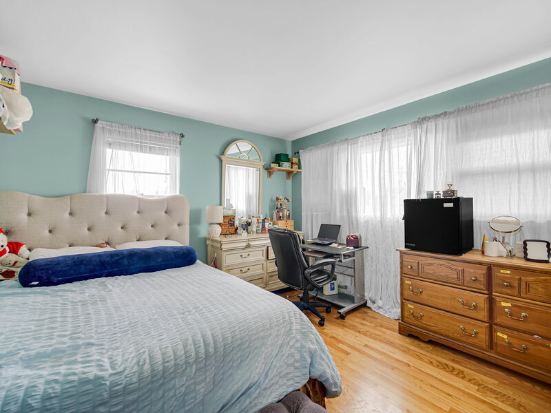 1551 Balmoral Avenue Westchester IL 60154