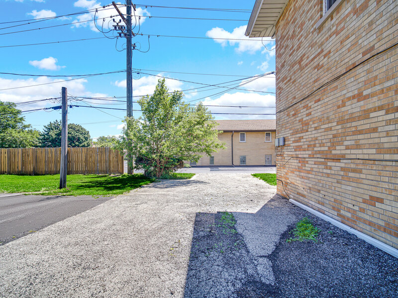 1551 Balmoral Avenue Westchester IL 60154