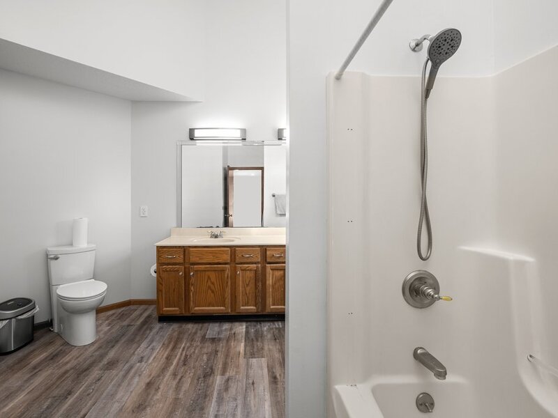 4176 Mallard Court Bettendorf IA 52722