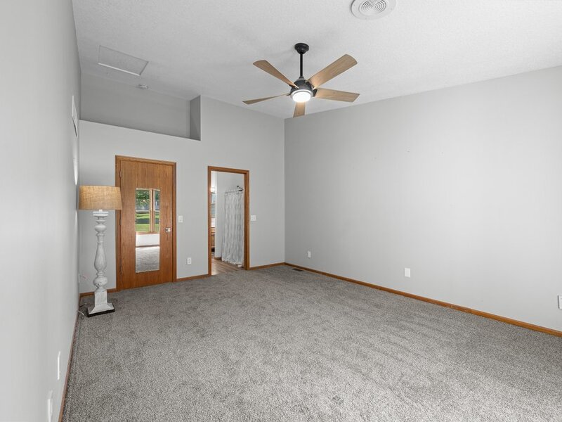 4176 Mallard Court Bettendorf IA 52722