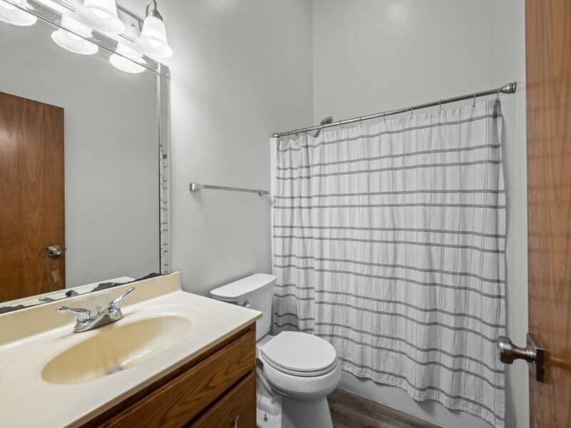 4176 Mallard Court Bettendorf IA 52722