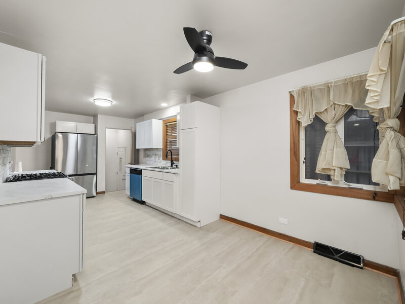 12809 S May Street Calumet Park IL 60827