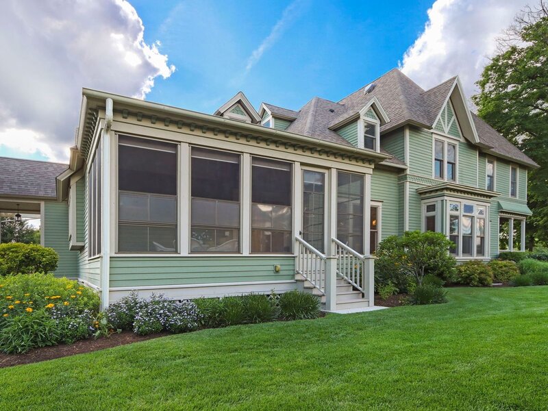 920 Geneva Street Lake Geneva WI 53147