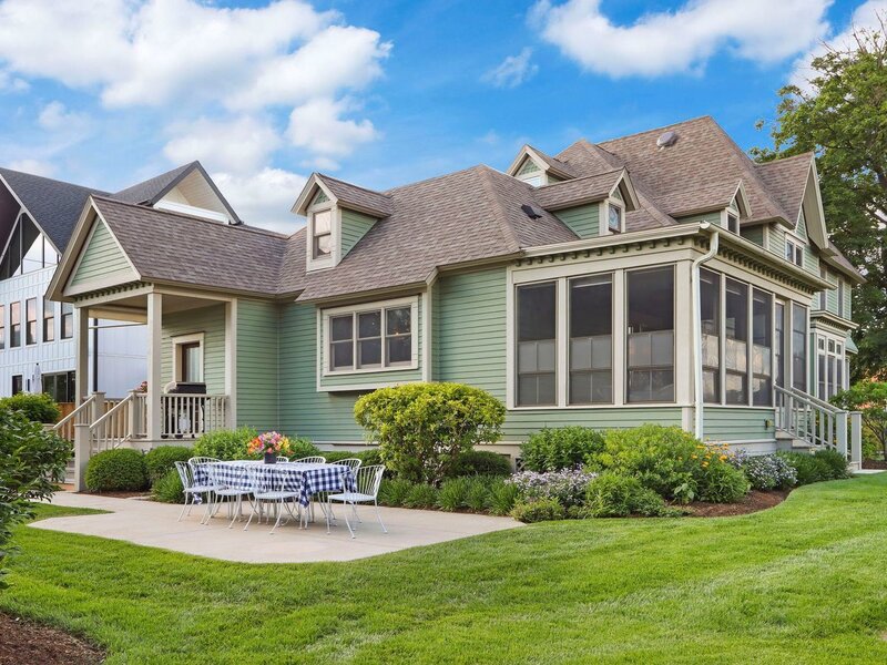 920 Geneva Street Lake Geneva WI 53147