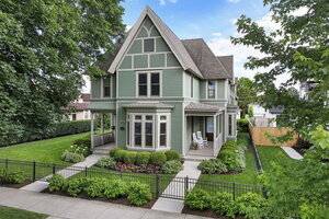 Photo of 920 Geneva Street Lake Geneva WI 53147