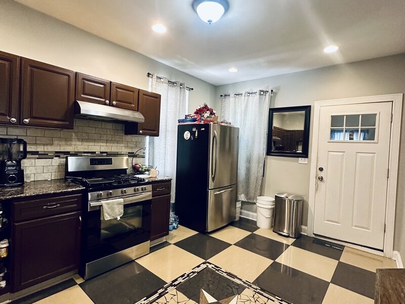 6627 S Marshfield Avenue Chicago IL 60636