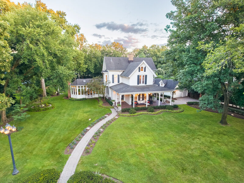 201 Scottswood Road Riverside IL 60546