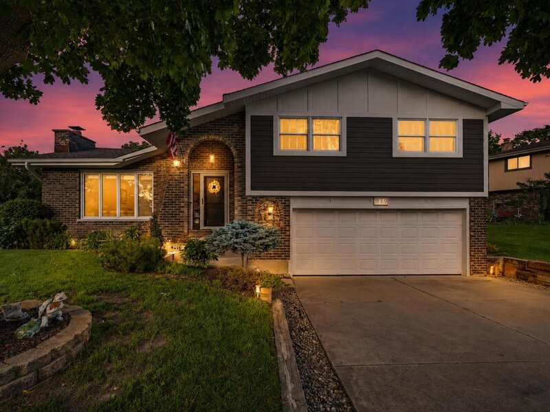 919 Hillview Drive Lemont IL 60439