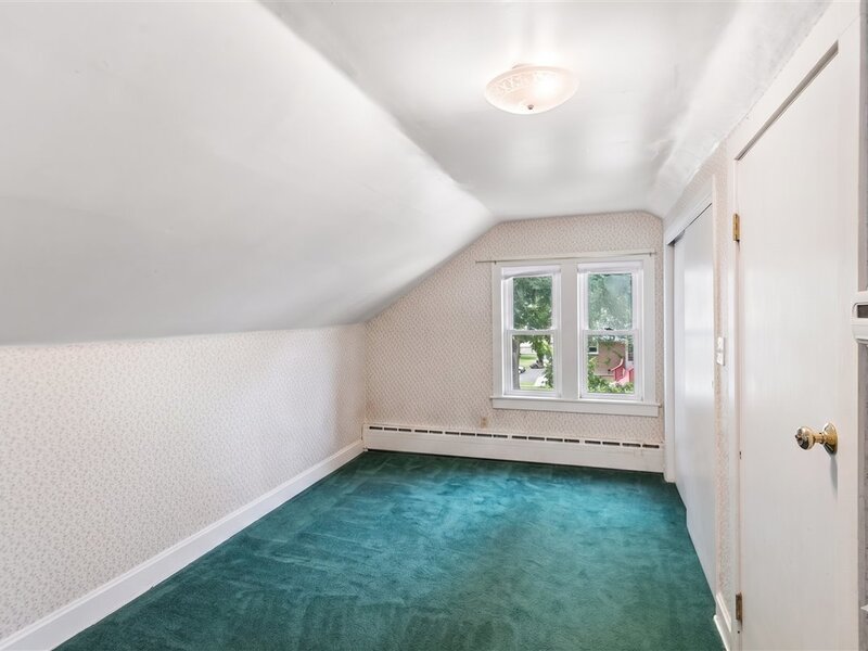 427 S Elmwood Avenue Waukegan IL 60085