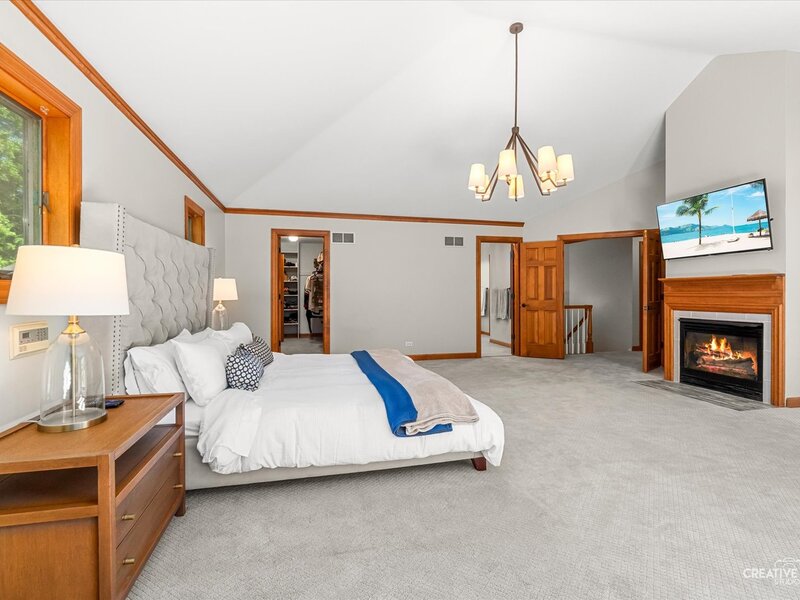 40 Trotter Lane St. Charles IL 60175