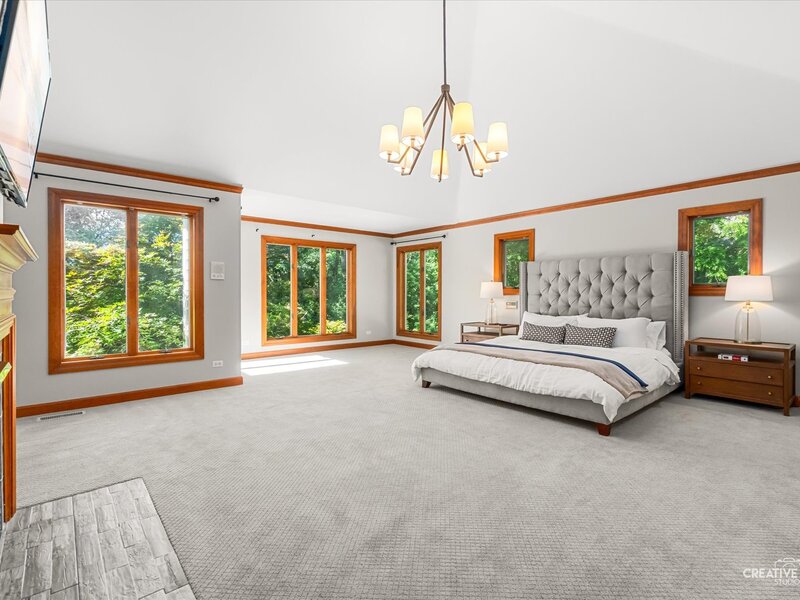 40 Trotter Lane St. Charles IL 60175