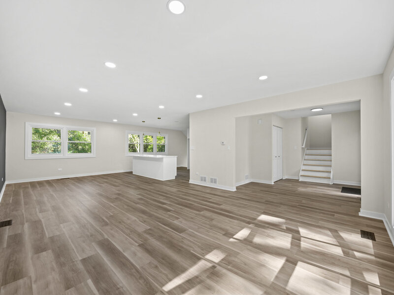 123 Kainer Avenue Barrington IL 60010