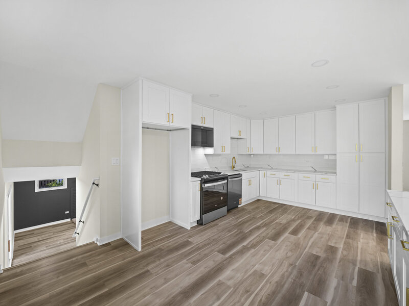 123 Kainer Avenue Barrington IL 60010