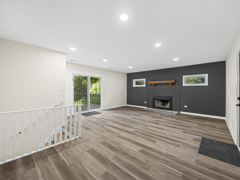 123 Kainer Avenue Barrington IL 60010