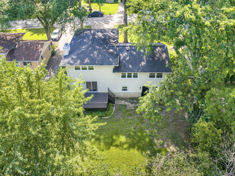 123 Kainer Avenue Barrington IL 60010