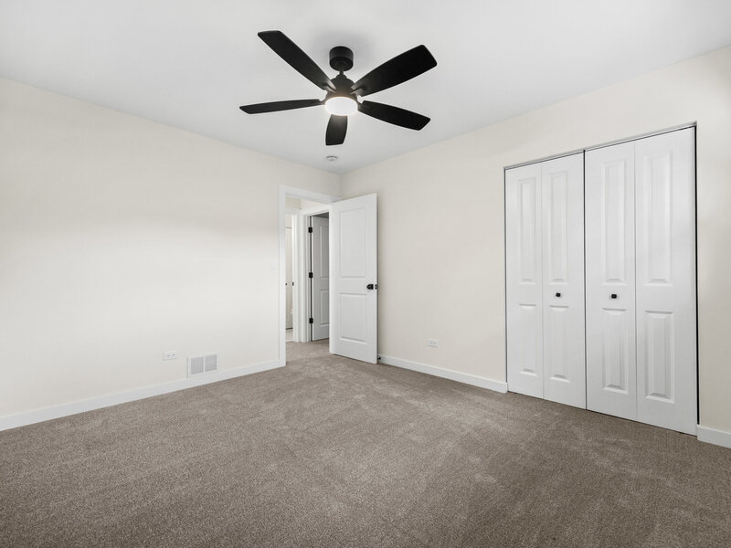 123 Kainer Avenue Barrington IL 60010