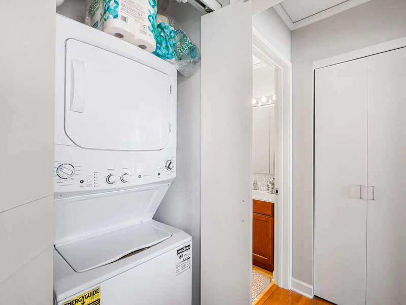 201 N Westshore Drive Chicago IL 60601
