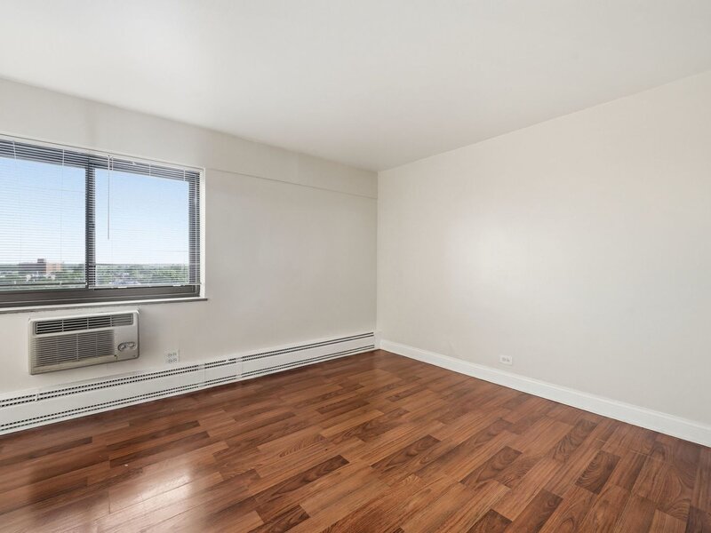 7337 S South Shore Drive Chicago IL 60649