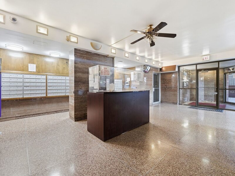 7337 S South Shore Drive Chicago IL 60649