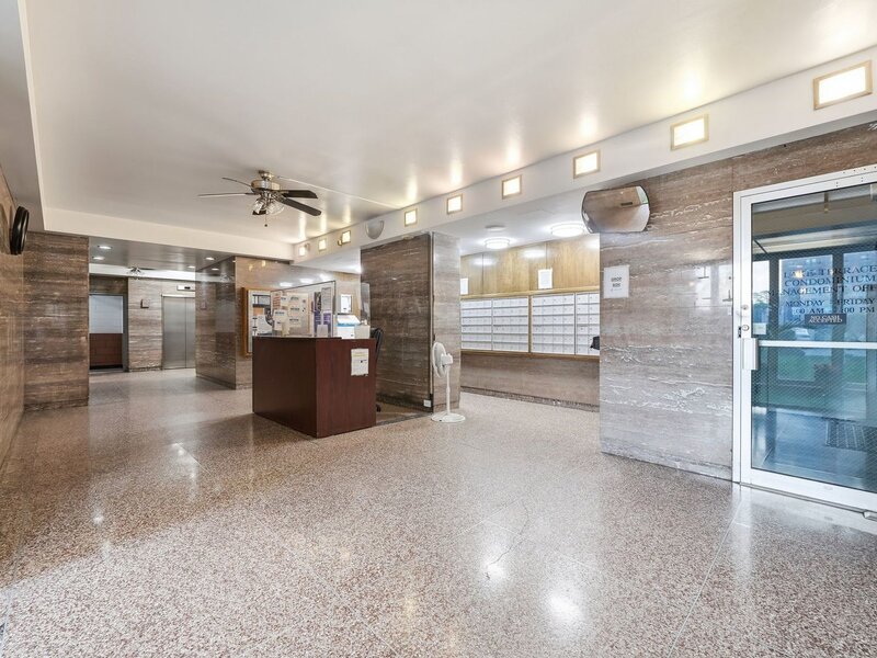 7337 S South Shore Drive Chicago IL 60649