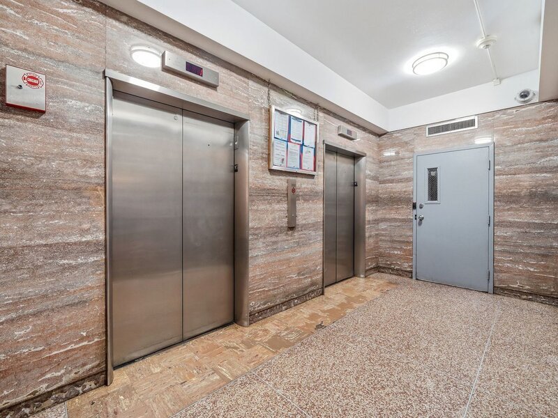 7337 S South Shore Drive Chicago IL 60649