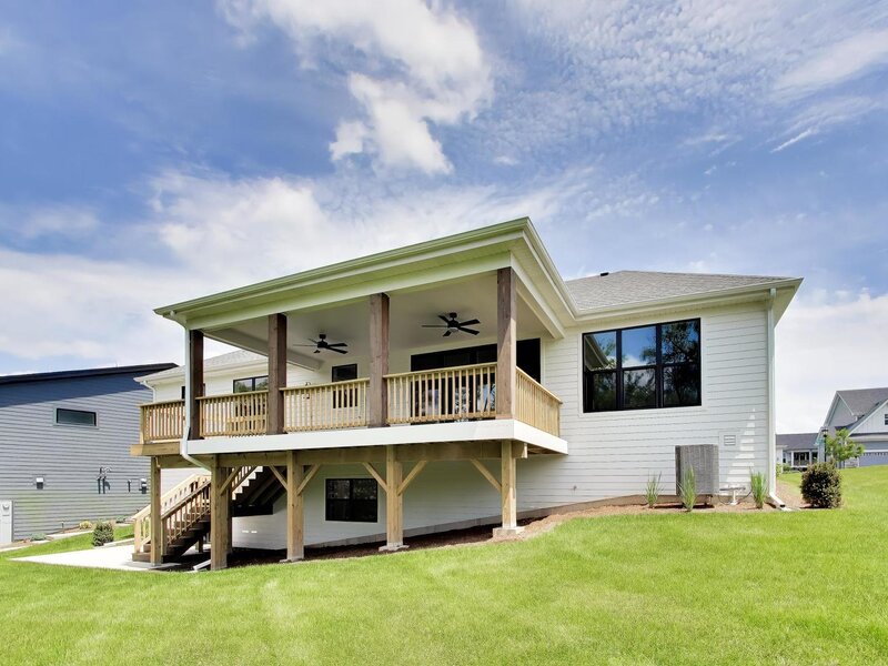 495 Cora Lane St. Charles IL 60174