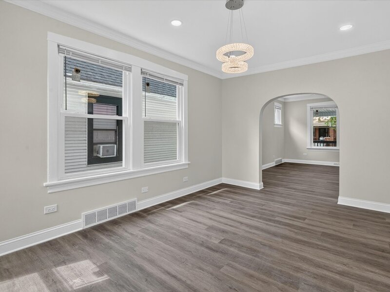 543 N Leclaire Avenue Chicago IL 60644