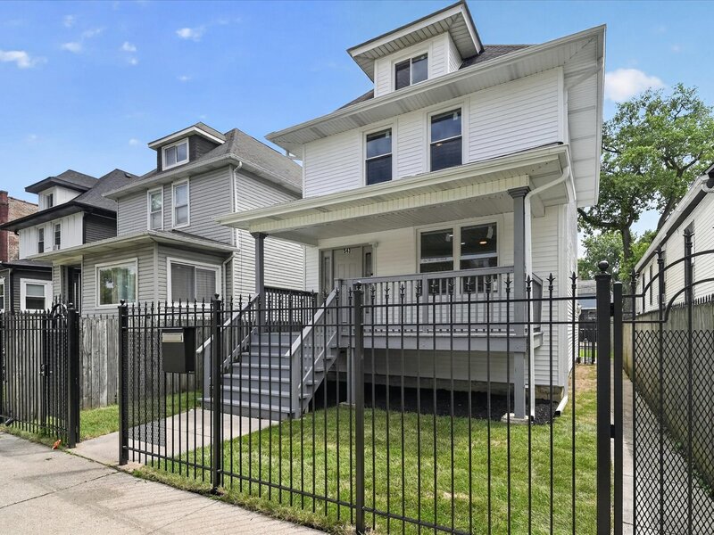 543 N Leclaire Avenue Chicago IL 60644