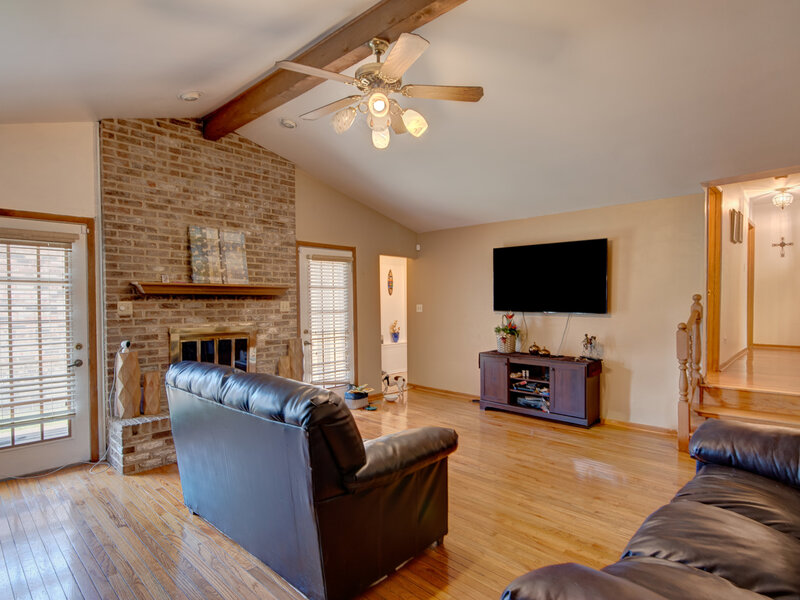 1960 185th Street Lansing IL 60438