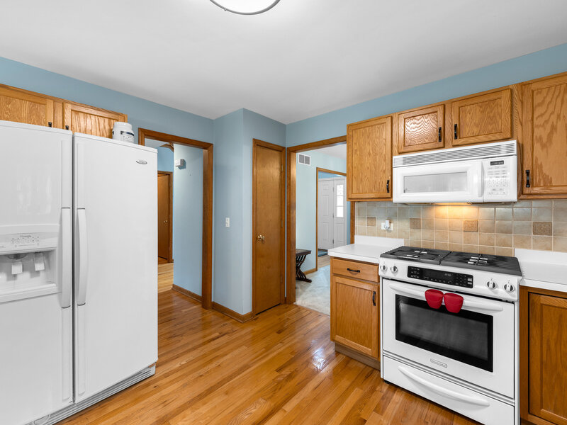 855 Ayers Street Bolingbrook IL 60440