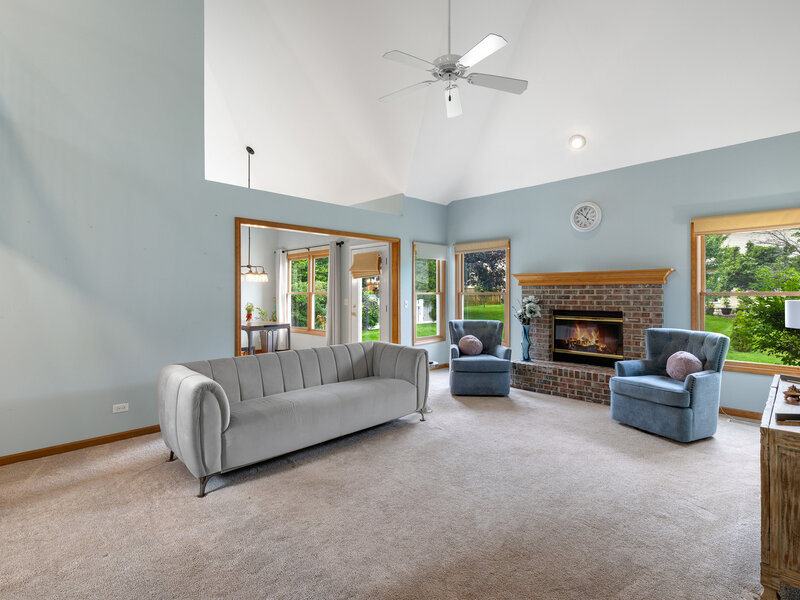 855 Ayers Street Bolingbrook IL 60440