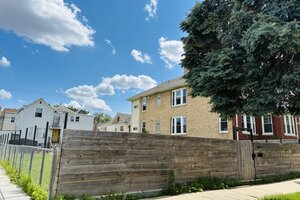 Photo of 4925 W Warwick Avenue Chicago IL 60641
