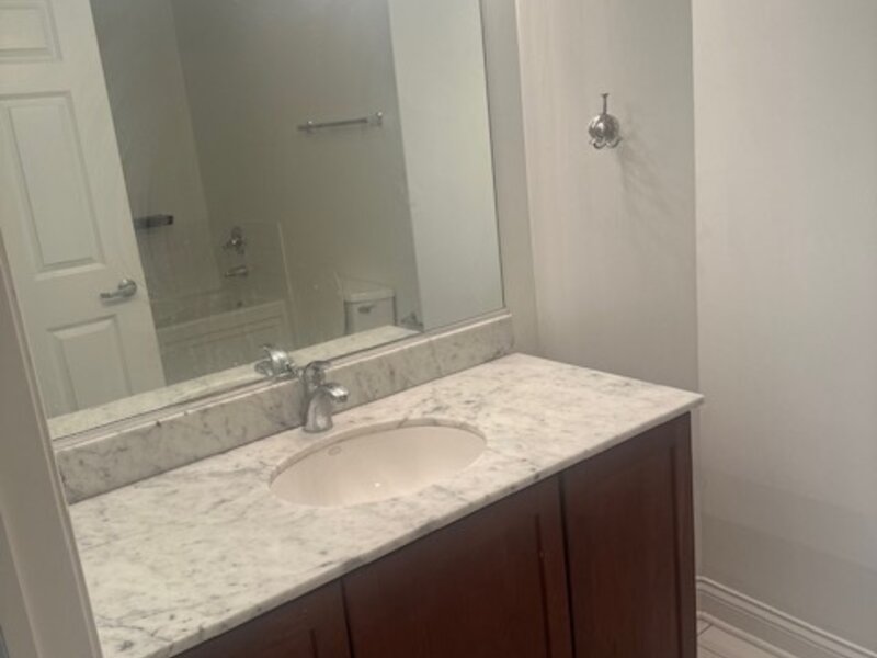 8 W Monroe Street Chicago IL 60603