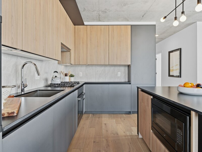 234 W Polk Street Chicago IL 60607