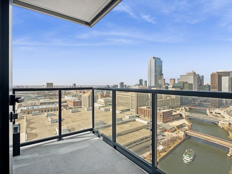 234 W Polk Street Chicago IL 60607