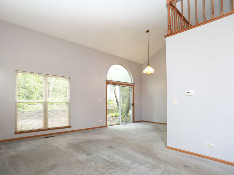 704 Shady Oaks Court Elgin IL 60120