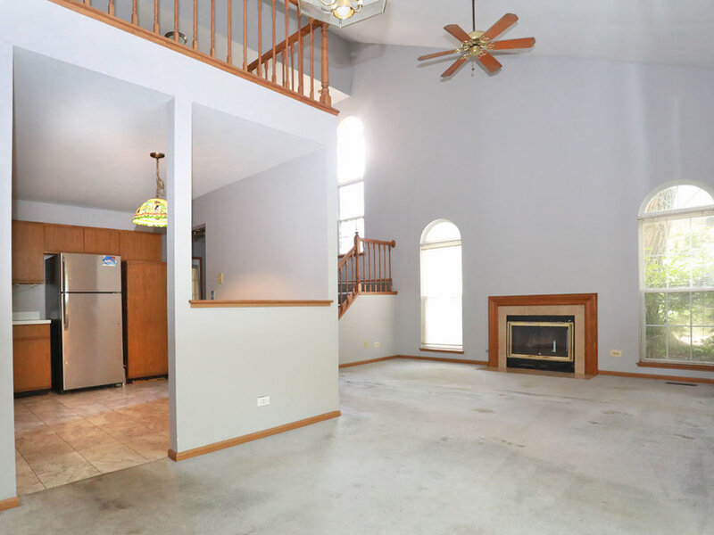 704 Shady Oaks Court Elgin IL 60120