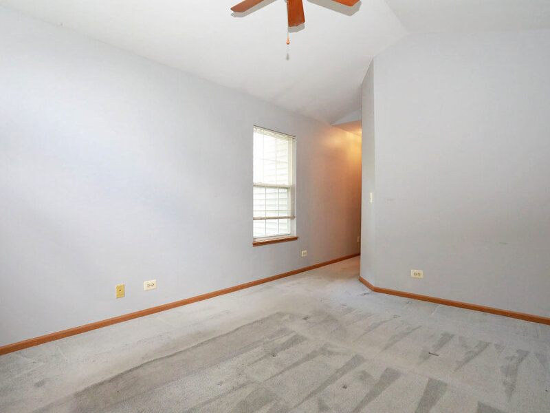 704 Shady Oaks Court Elgin IL 60120