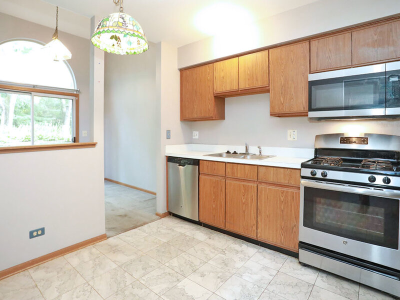 704 Shady Oaks Court Elgin IL 60120